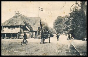 Danmark Postkort 2920 Charlottenlund